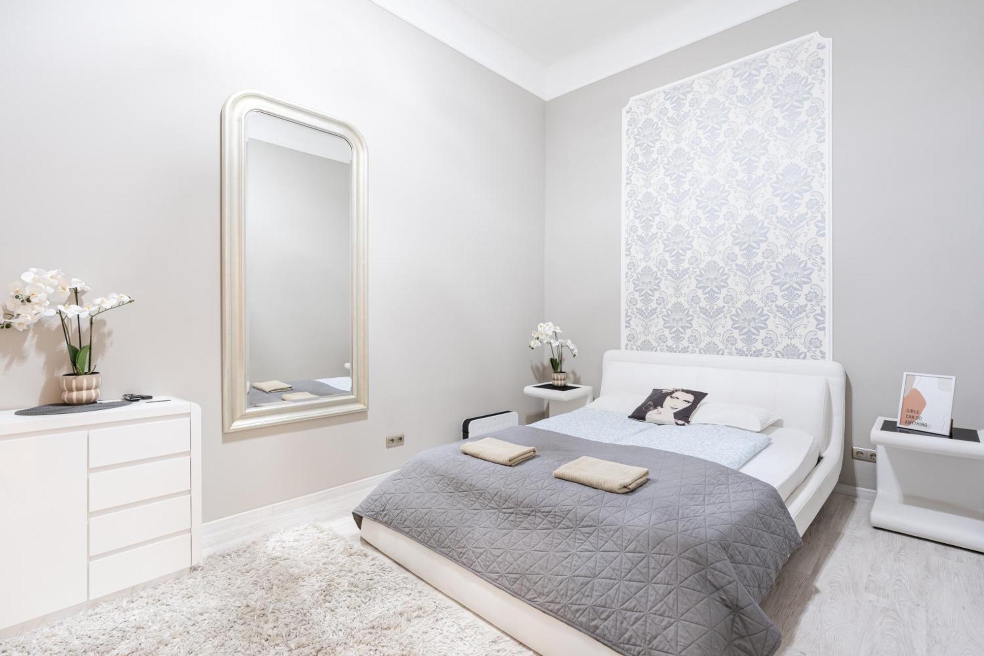 Sea Holly Apartment - With Perfect Location 2 Separate Bdrms Budapest Eksteriør billede