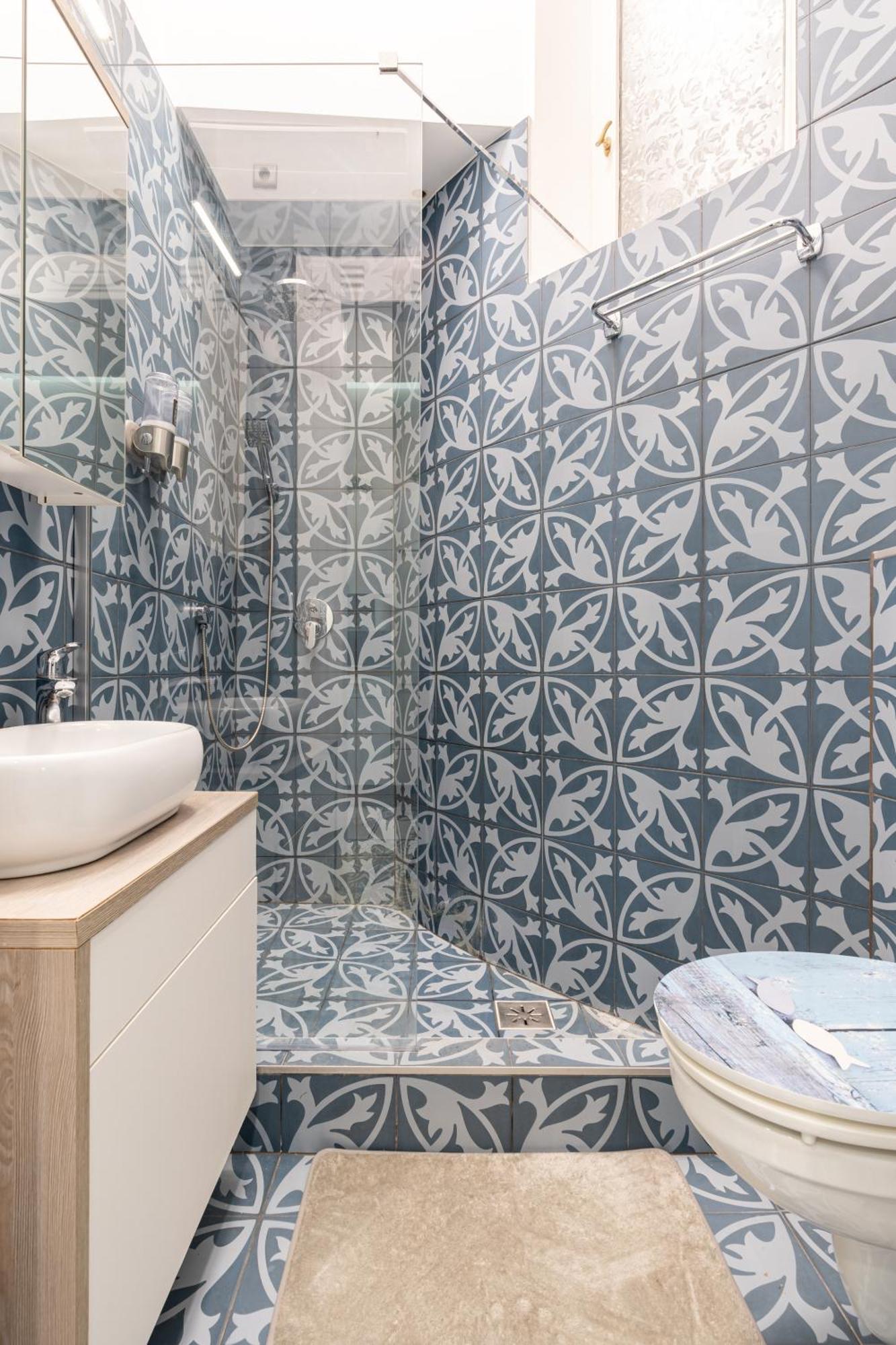 Sea Holly Apartment - With Perfect Location 2 Separate Bdrms Budapest Eksteriør billede